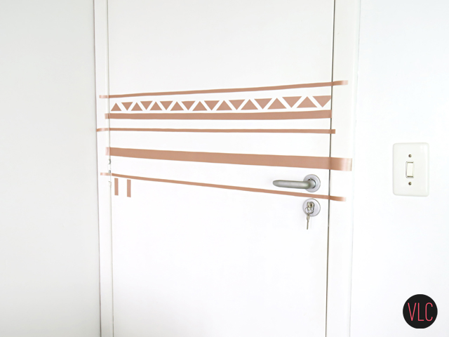 DIY-Porta-decorada-papel-contact